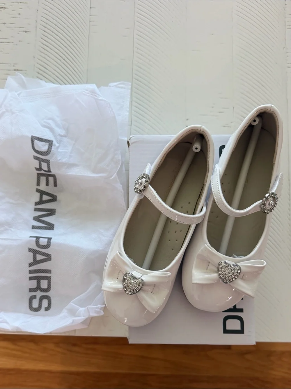 Dream Pairs White Patent Mary Jane Dress Shoes with Bow and Heart Jewel